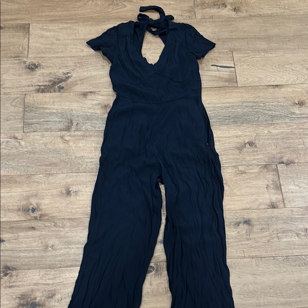 Abercrombie & Fitch Black Jumpsuit with Cap Sleeves and Wide-Leg Silhouette